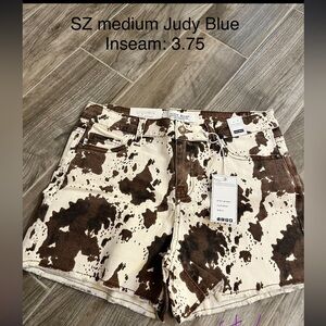 NWT Judy Blue shorts-sz medium